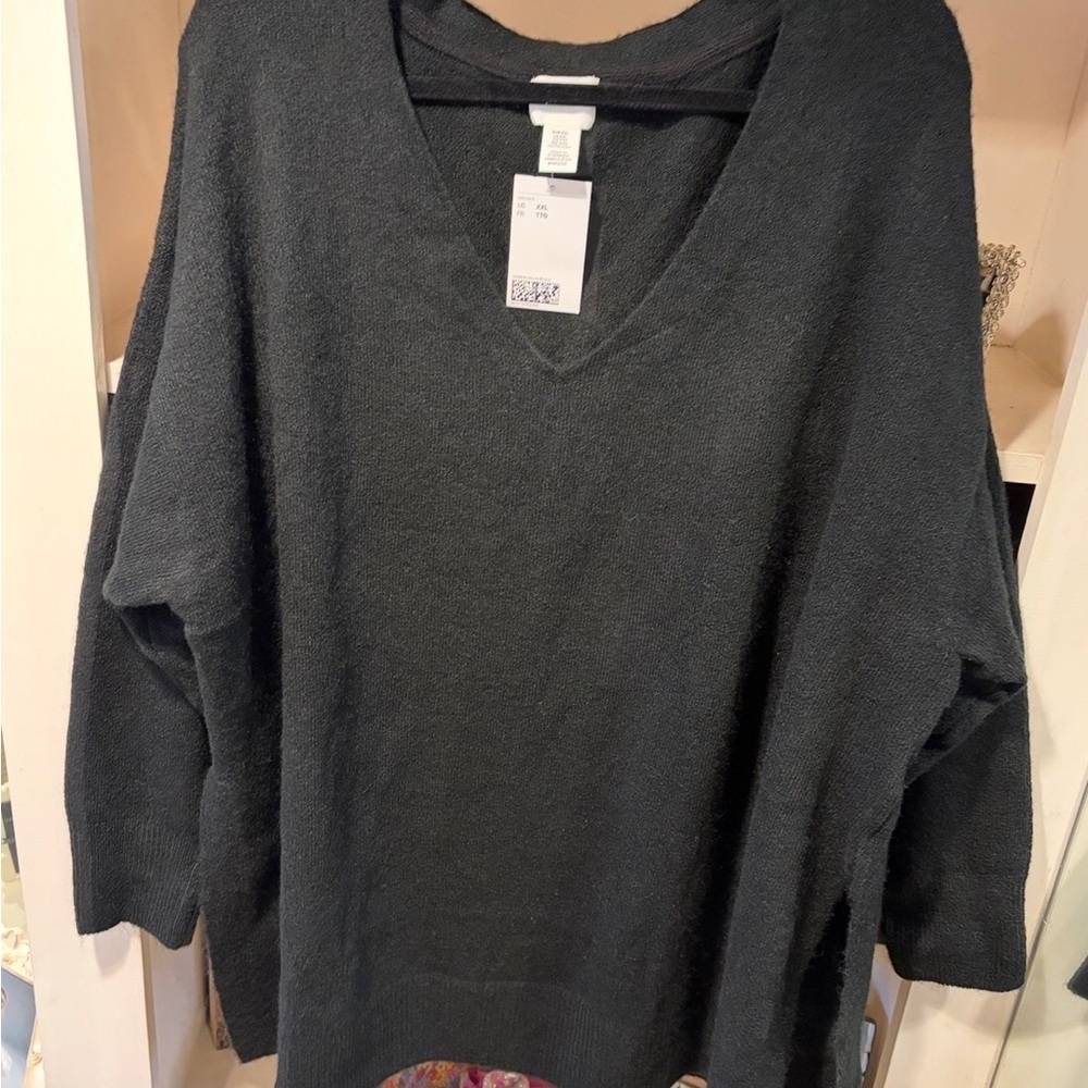 NWT H&M WOMEN’S V-NECK SOFT TUNIC SWEATER SIZE XXL